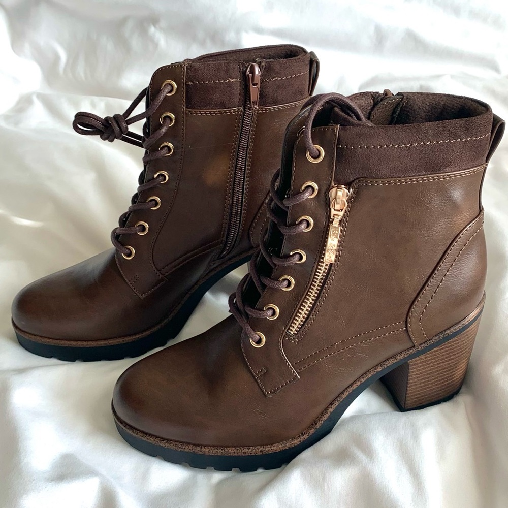 NWT Brown high heel combat boots with zipper